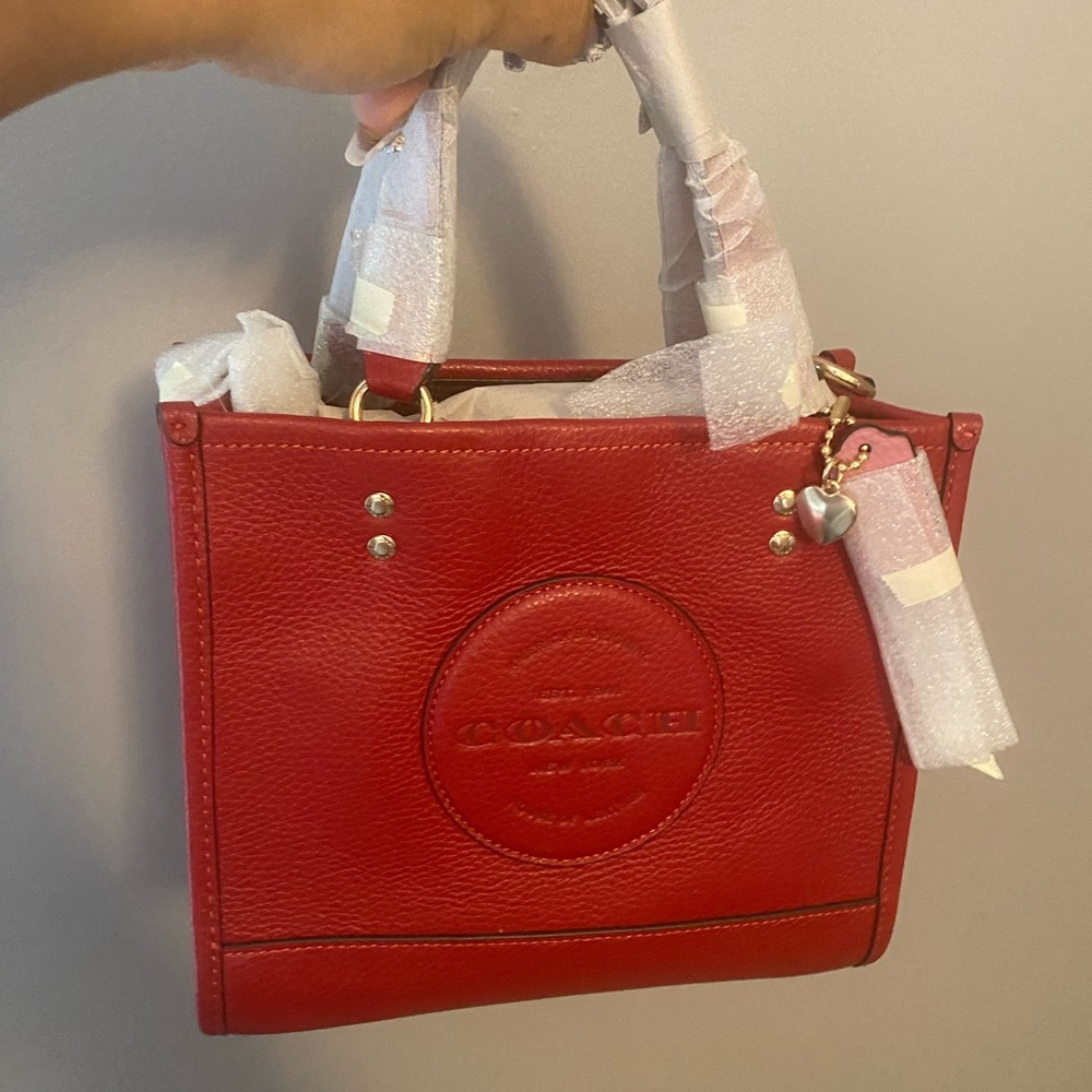 Red Coach Dempsey 22